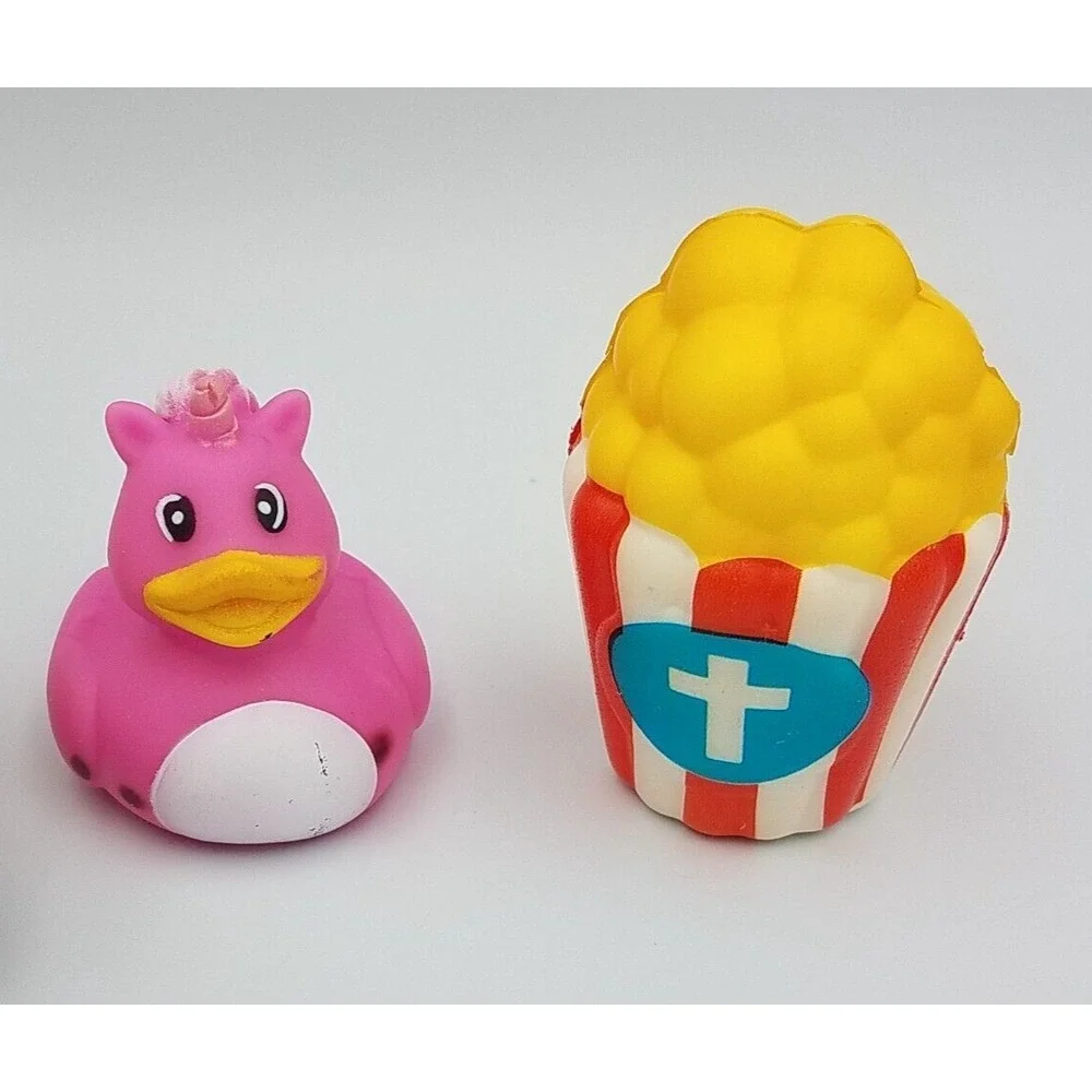Mixed Lot 4 toys‎ bulldozer tow truck unicorn duck squish popcorn
